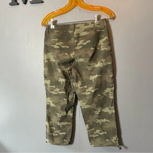 Eddie Bauer Travex Capri Pants Womens 4 Slightly Curvy Straight Leg Camo Nylon - Picture 8 of 10
